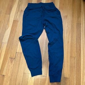Lululemon Joggers NWOT!